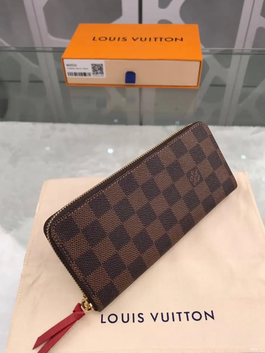 ZIPPY LOUIS VUITTON 0510